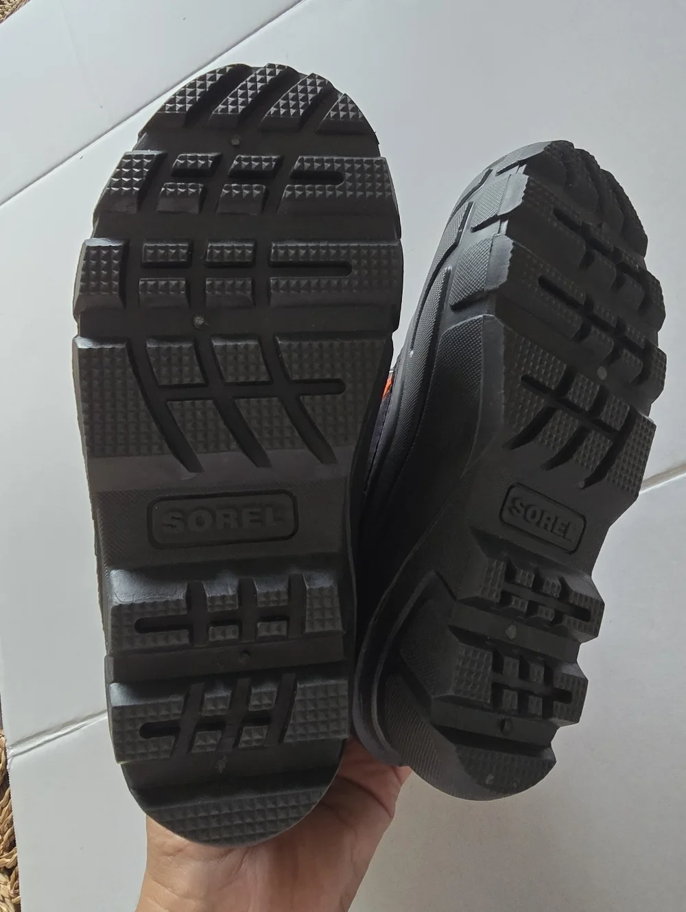 Sorel X Disney Olaf Frozen Snow Boots Size 1 For Kids